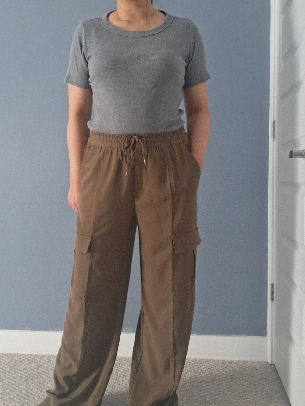 NWT Banana Republic BR SPORT drawstring elastic wide cargo pants quick dry SPF